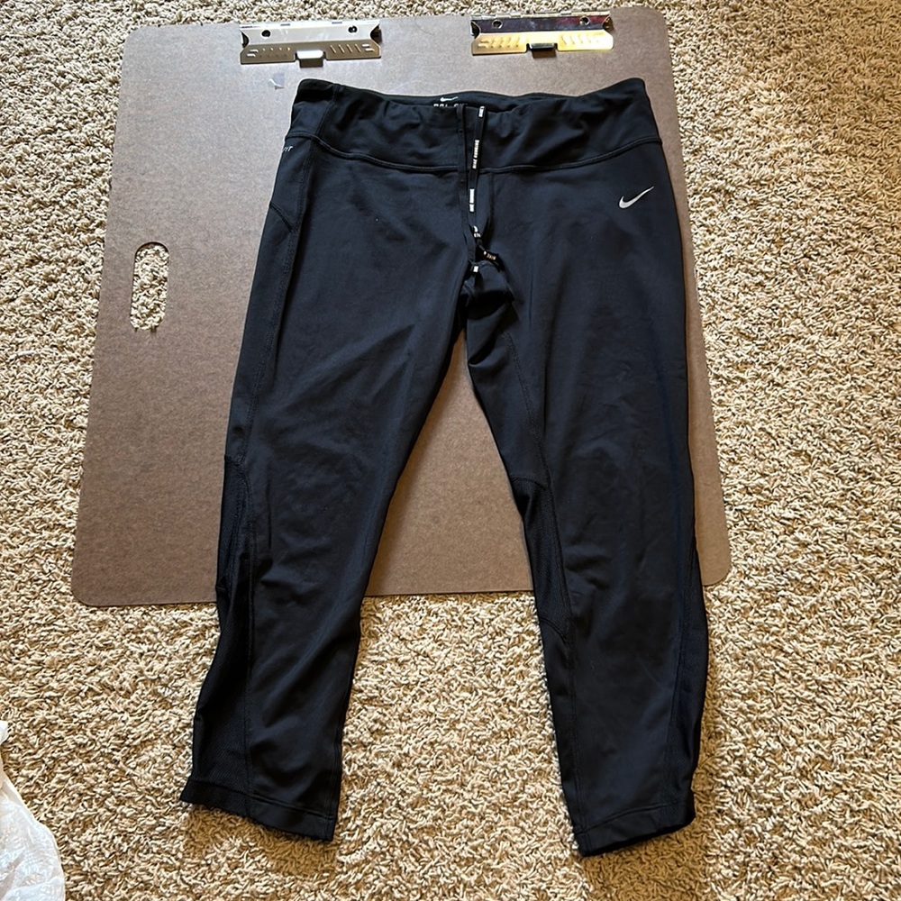 Crop Nike leggings